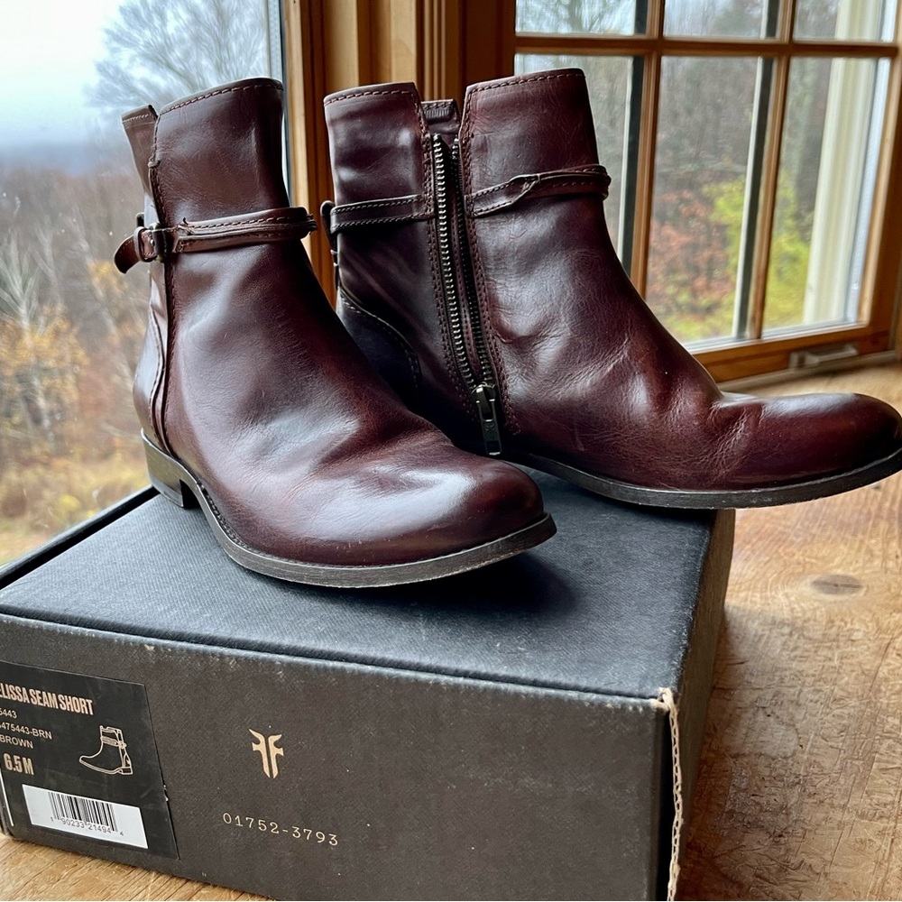 FRYE Melissa Seam Short Boots, Size 6.5